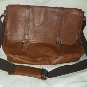 Over the shoulder bag or briefcase